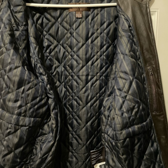 Danier Genuine Leather Bomber Jacket - Picture 4 of 11